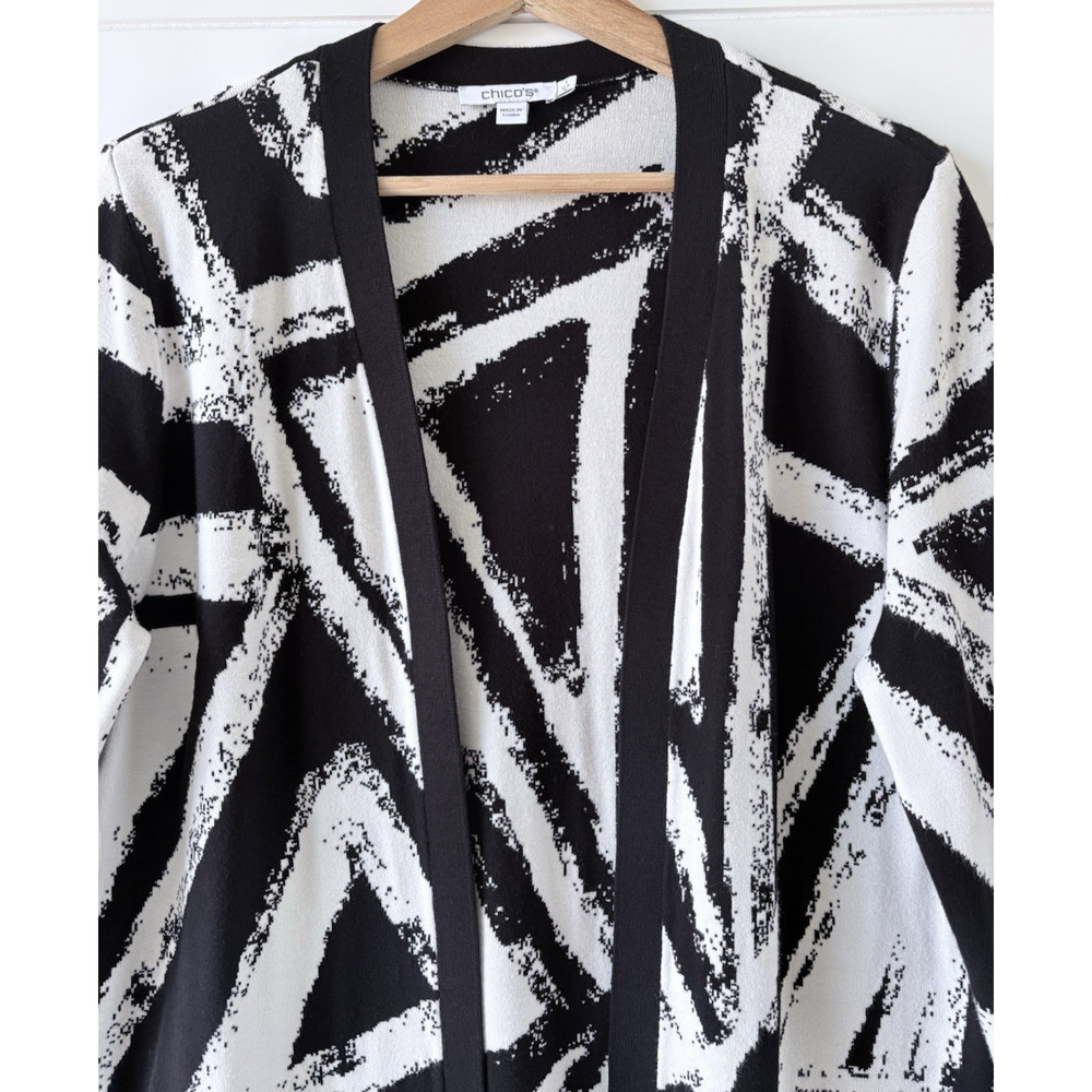 Chicos Black White Abstract Open Front Cardigan Longline Sweater Bold Artsy M - Picture 3 of 15